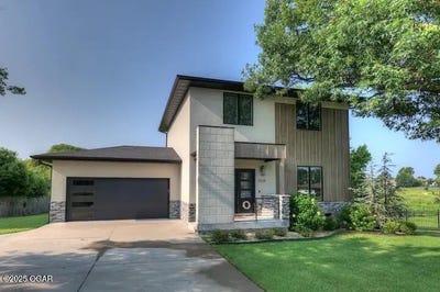 /international/us/2528-e-15th-street-joplin-mo-110108349695/