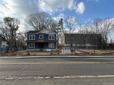 /international/us/494-islip-avenue-islip-ny-110101664799/