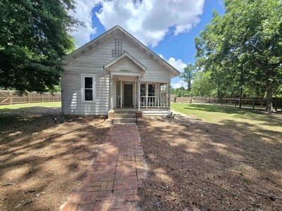 /international/us/8497-sycamore-road-greensboro-fl-110108179162/