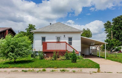 /international/us/608-north-street-perry-ia-110109229793/