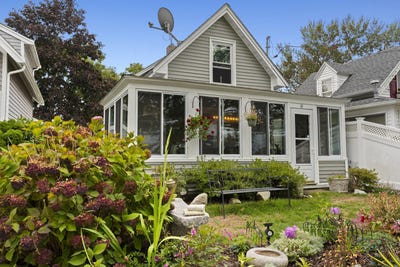 /international/us/10-east-boulevard-onset-ma-110106100017/