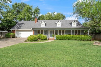 /international/us/1300-jennifer-street-springdale-ar-110108752003/