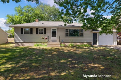 /international/us/1744-w-norton-avenue-norton-shores-mi-110100750704/
