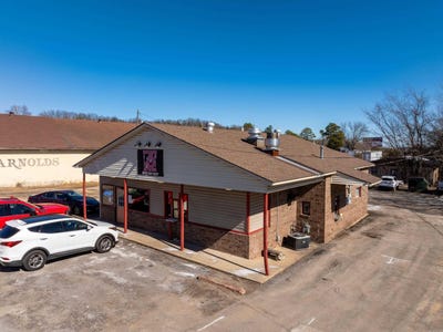 /international/us/2170-n-central-ave-batesville-ar-110108383979/