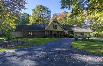 /international/us/4825-buttercup-lane-okemos-mi-110120516394/