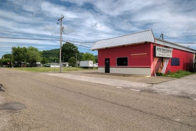 /international/us/18-berger-ave-gallipolis-oh-110094458977/