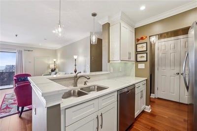 /international/us/300-johnson-ferry-road-ne-sandy-springs-ga-110106219253/