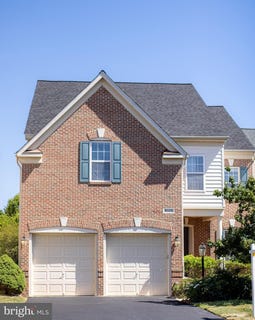 /international/us/8320-middle-ruddings-drive-lorton-va-110108417839/