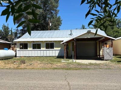 /international/us/238-dawson-st-halfway-or-110106278575/