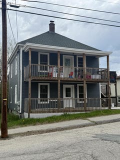 /international/us/305-coos-street-berlin-nh-110108176755/