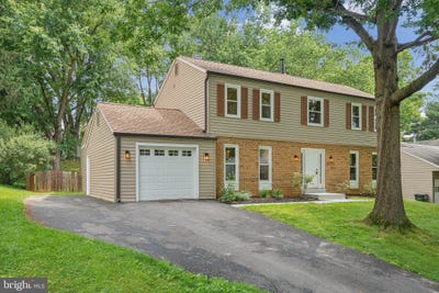 /international/us/12017-winesap-terrace-north-potomac-md-110100357377/