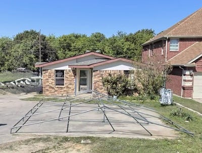 /international/us/2917-chestnut-avenue-fort-worth-tx-110108259082/