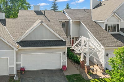 /international/us/2030-mainstreet-hopkins-mn-110108693621/
