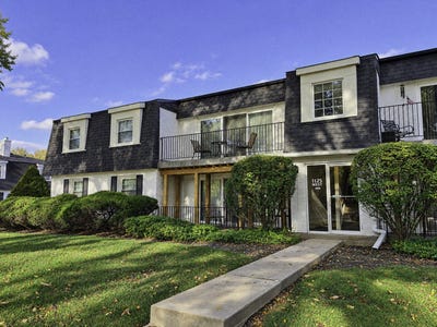 /international/us/1125-royal-st-george-drive-naperville-il-110120766567/