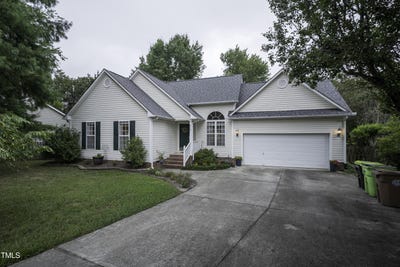/international/us/413-springside-drive-holly-springs-nc-110101314249/