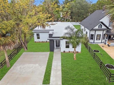 /international/us/225-e-hyde-park-avenue-eustis-fl-110120453777/