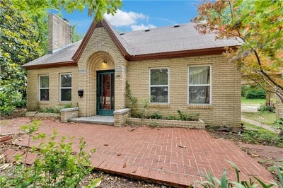 /international/us/320-s-pleasant-st-springdale-ar-110099993728/