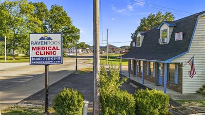 /international/us/101-n-main-street-stanton-ky-110103576852/