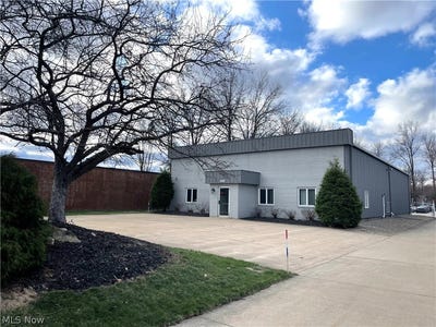 /international/us/38316-airport-parkway-willoughby-oh-110106601862/