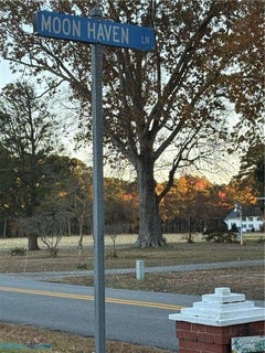 /international/us/005-moon-haven-lane-mathews-va-110108683090/
