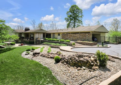 /international/us/150-pine-hill-drive-morehead-ky-110107692175/