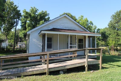 /international/us/415-417-baldwin-circle-whiteville-nc-110092121111/