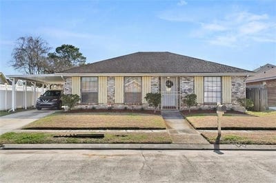 /international/us/12961-parlange-court-new-orleans-la-110105505493/