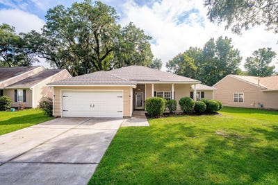 /international/us/8608-hickory-creek-lane-north-charleston-sc-110101219252/