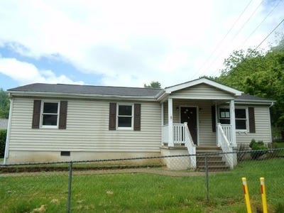 /international/us/13-meadow-lane-huntington-wv-110107762450/