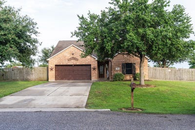 /international/us/5942-wild-flower-rd-sealy-tx-110109051399/