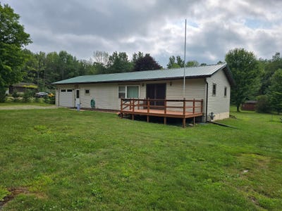 /international/us/17159-evergreen-ln-lakewood-wi-110109628533/