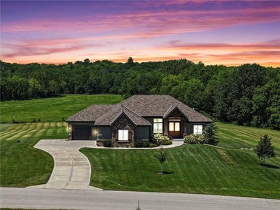 /international/us/14290-cattle-ranch-drive-smithville-mo-110101254208/?lang=de