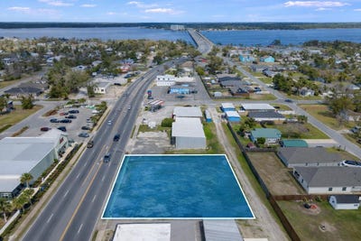 /international/us/523-ohio-avenue-lynn-haven-fl-110105850483/