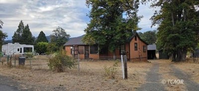 /international/us/140-w-oak-hayfork-ca-110119987207/
