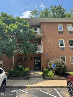/international/us/300-winding-way-downingtown-pa-110100901797/