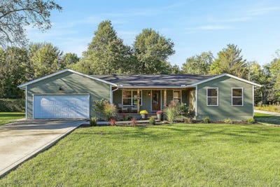 /international/us/100-w-hiawatha-drive-powell-oh-110120412965/