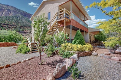 /international/us/16441-highway-4-jemez-springs-nm-110108140978/