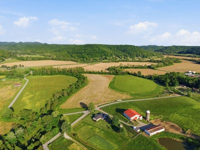 /international/us/1392-watson-road-hillsboro-ky-110107909602/