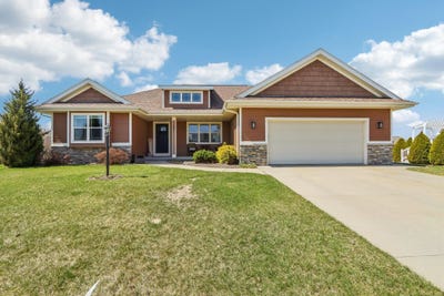 /international/us/531-whitford-avenue-prairie-du-sac-wi-110107053474/