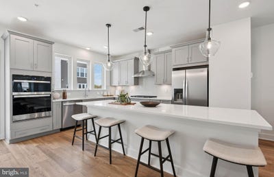 /international/us/4720-bellrock-alley-boyds-md-110107881427/