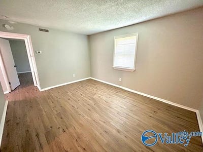 /international/us/4523-foster-drive-huntsville-al-110108857124/
