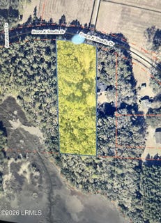 /international/us/380-bruce-k-smalls-drive-beaufort-sc-110105214462/