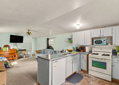 /international/us/307-pulaski-mahomet-il-110108613082/