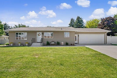 /international/us/1264-9th-street-jesup-ia-110108345158/