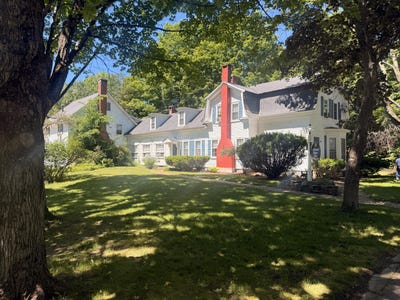 /international/us/27-elm-street-fryeburg-me-110106148203/
