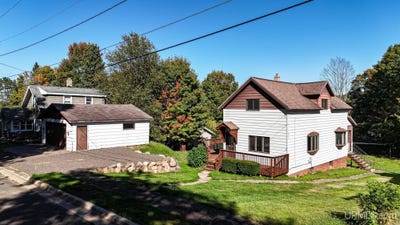 /international/us/10354-n-wood-lane-ramsay-mi-110110367459/