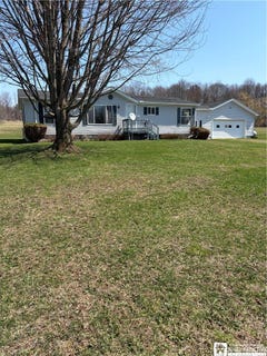 /international/us/4314-pancake-hill-rd-bemus-point-ny-110107265739/