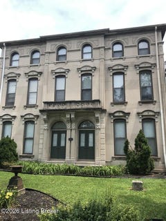 /international/us/1009-s-3rd-st-louisville-ky-110106186878/