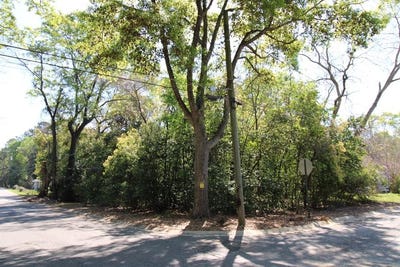 /international/us/901-8th-st-se-lot-8-9-moultrie-ga-110106538120/