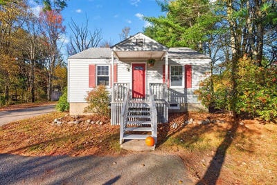 /international/us/1545-goodwins-mills-road-waterboro-me-110120769146/